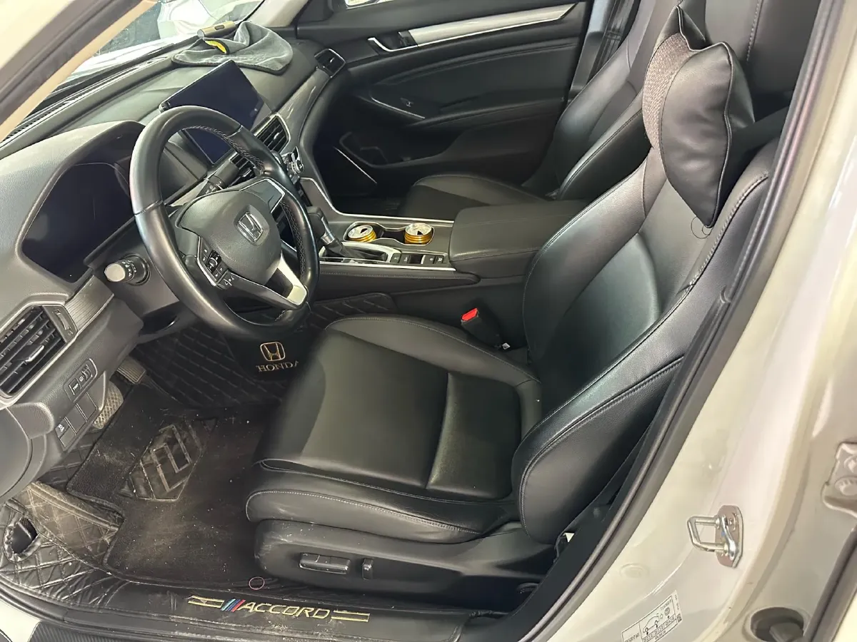 2022 Honda Accord 1.5T 194HP L4 CVT,autocango,china used car exporter,china ev exporter,chinese used car exporter,chinese used ev exporter