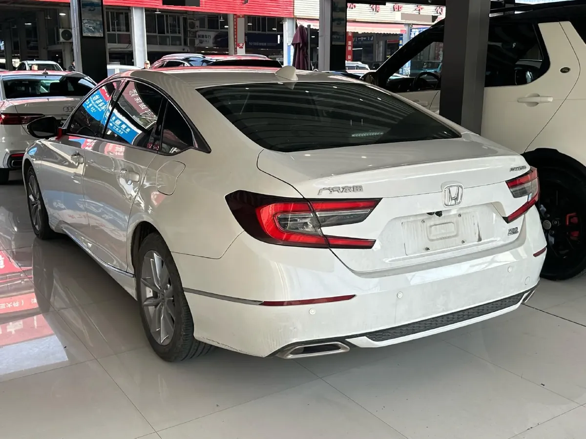 2022 Honda Accord 1.5T 194HP L4 CVT,autocango,china used car exporter,china ev exporter,chinese used car exporter,chinese used ev exporter