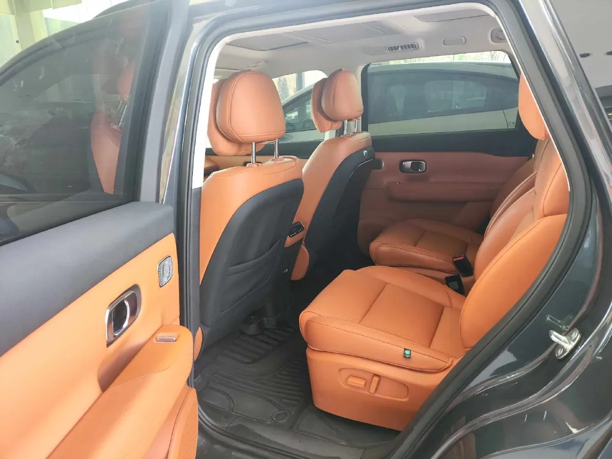 2024 Leapmotor C16 1.5L 95HP L4 REEV 28.4KWH,autocango,china used car exporter,china ev exporter,chinese used car exporter,chinese used ev exporter