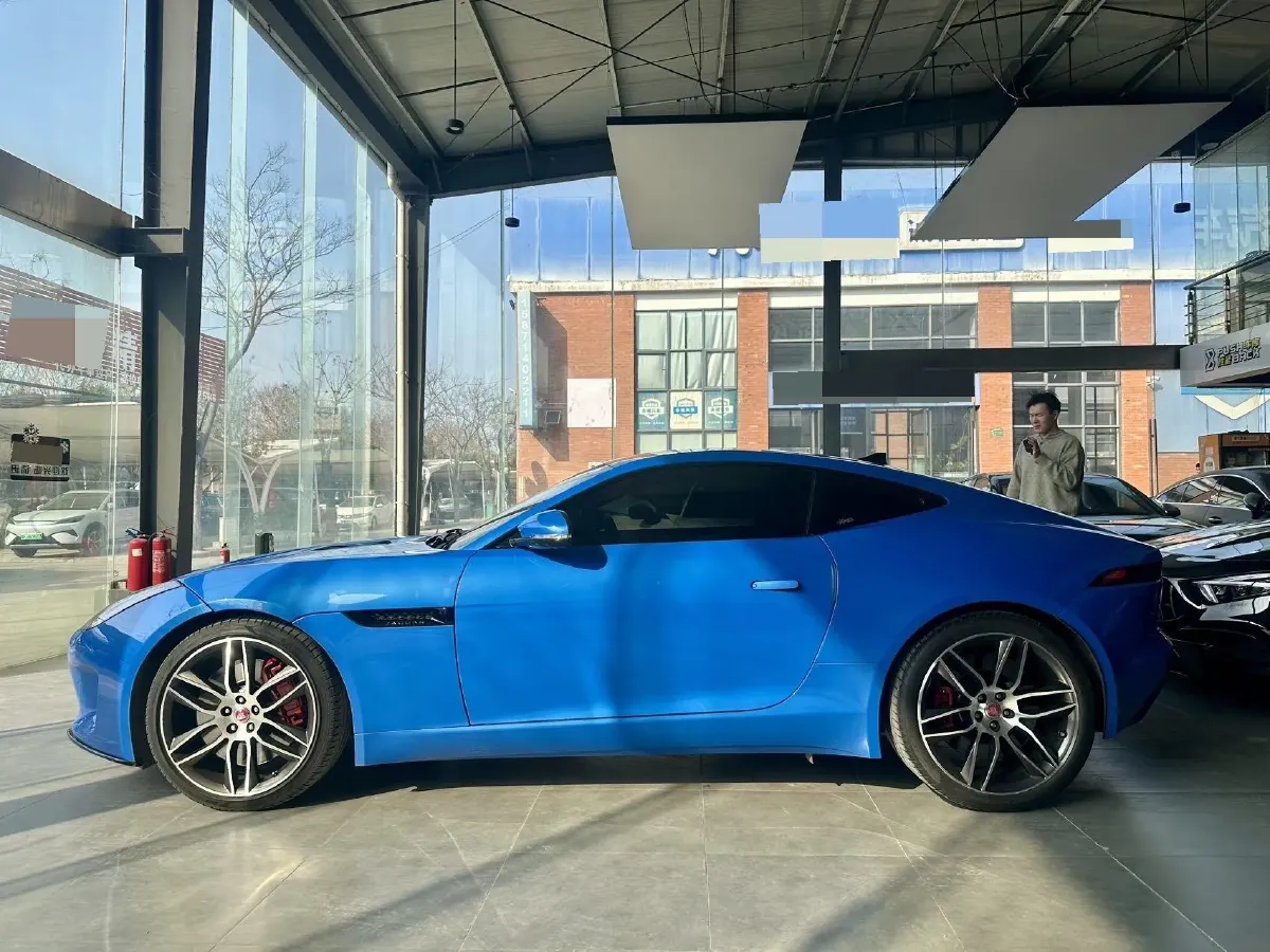 2019 Jaguar F-TYPE 2.0T 300HP L4 8AT,autocango,china used car exporter,china ev exporter,chinese used car exporter,chinese used ev exporter