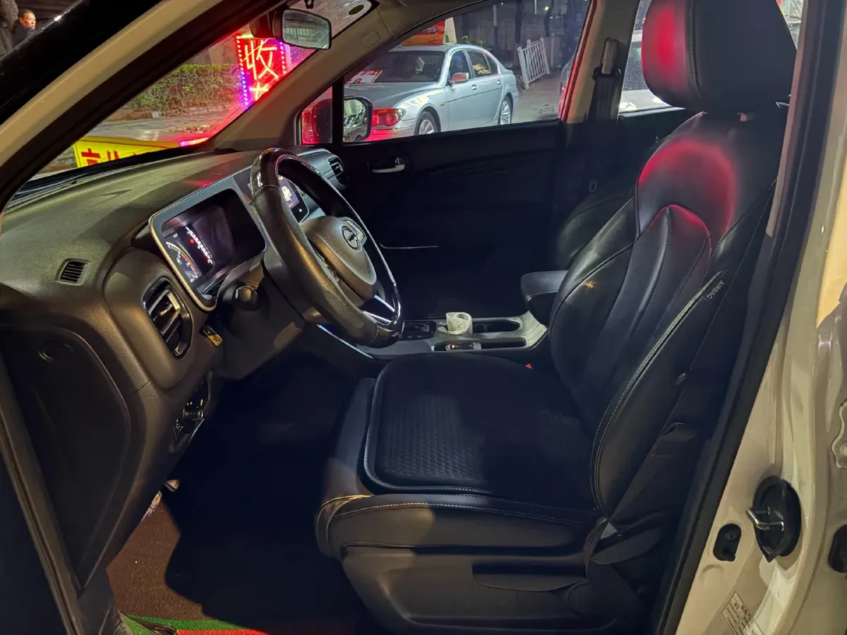 2021 GAC Trumpchi GS3 1.5T 169HP L4 6AT,autocango,china used car exporter,china ev exporter,chinese used car exporter,chinese used ev exporter