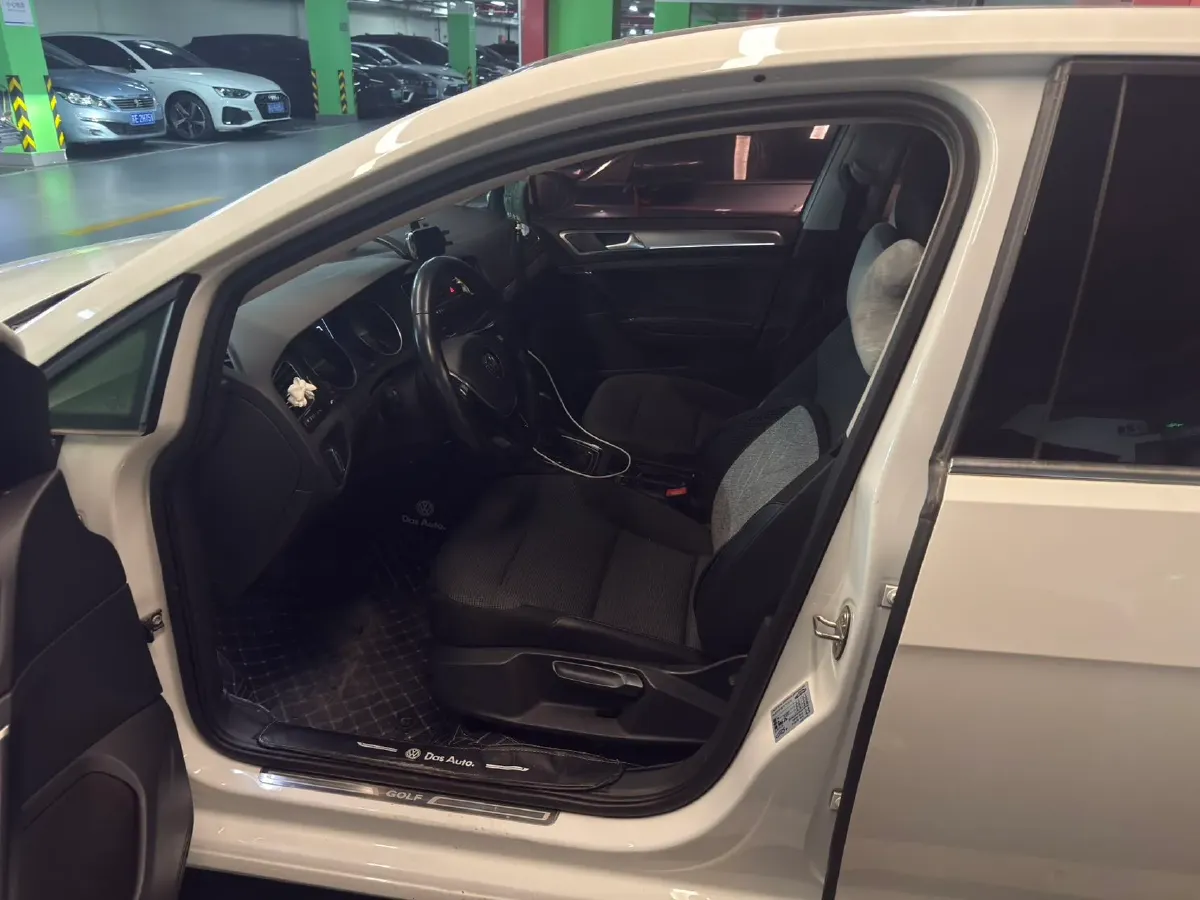 2019 Chery Tiggo 8 1.6T 197HP L4 7DCT,autocango,china used car exporter,china ev exporter,chinese used car exporter,chinese used ev exporter