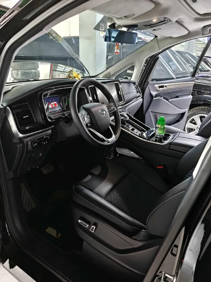 2023 GAC Trumpchi M8 2.0T 252HP L4 8AT,autocango,china used car exporter,china ev exporter,chinese used car exporter,chinese used ev exporter