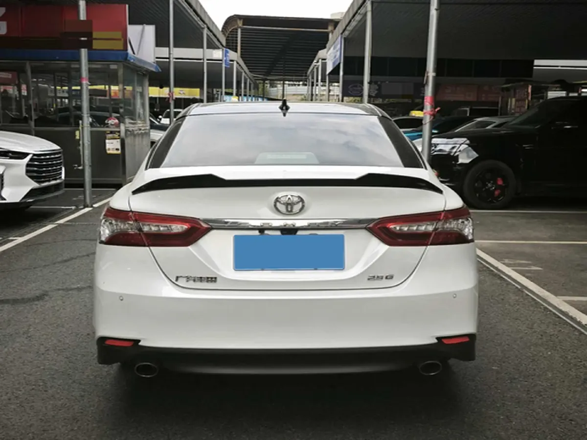 2021 Toyota Camry 2.5L 209HP L4 8AT,autocango,china used car exporter,china ev exporter,chinese used car exporter,chinese used ev exporter