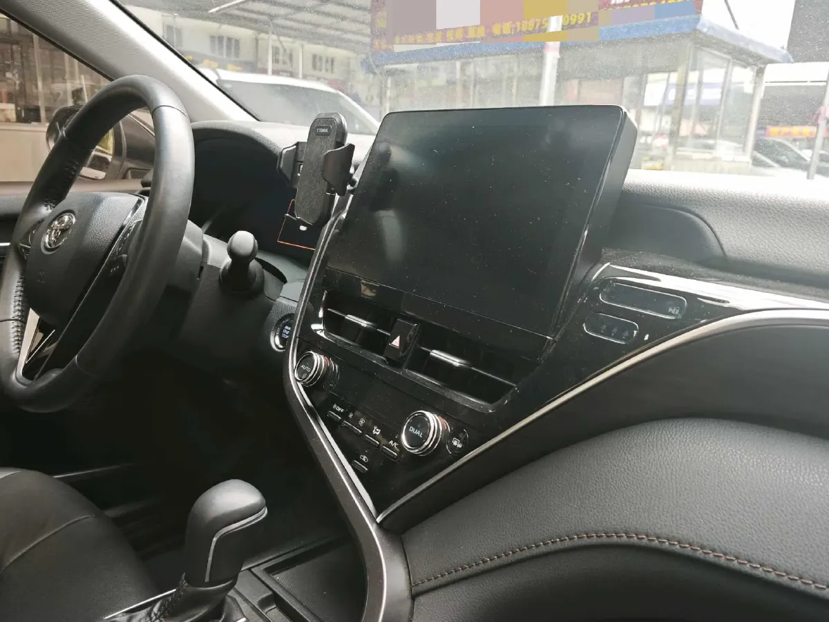 2021 Toyota Camry 2.5L 209HP L4 8AT,autocango,china used car exporter,china ev exporter,chinese used car exporter,chinese used ev exporter