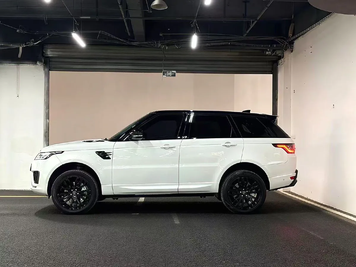 2022 Land Rover Range Rover Sport 3.0T 360HP L6 8AT,autocango,china used car exporter,china ev exporter,chinese used car exporter,chinese used ev exporter