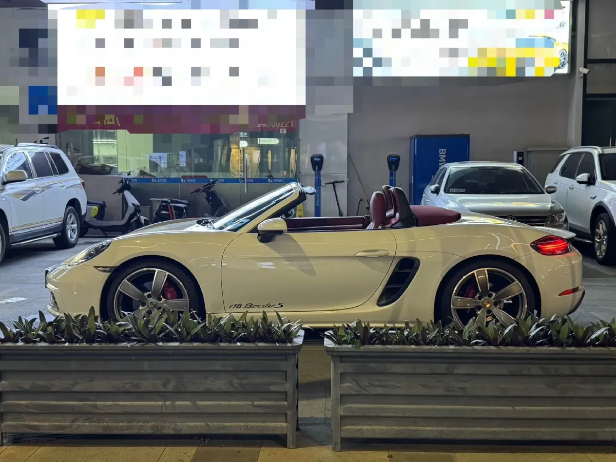 2020 Porsche 718 2.5T 350HP H4 7DCT,autocango,china used car exporter,china ev exporter,chinese used car exporter,chinese used ev exporter