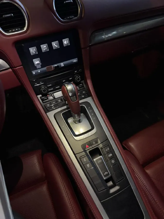 2020 Porsche 718 2.5T 350HP H4 7DCT,autocango,china used car exporter,china ev exporter,chinese used car exporter,chinese used ev exporter