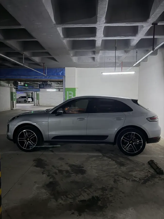 2020 Porsche Macan 2.0T 252HP L4 7DCT,autocango,china used car exporter,china ev exporter,chinese used car exporter,chinese used ev exporter