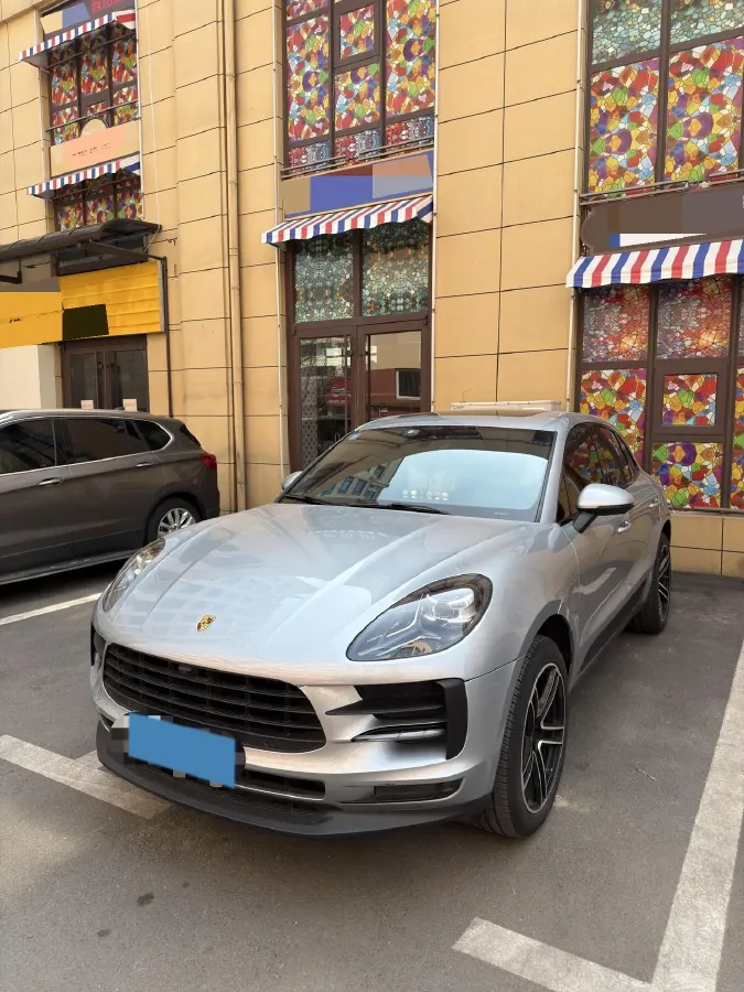 2020 Porsche Macan 2.0T 252HP L4 7DCT,autocango,china used car exporter,china ev exporter,chinese used car exporter,chinese used ev exporter
