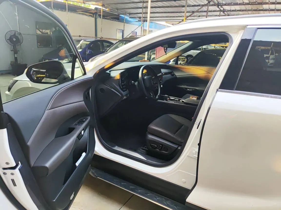 2023 Lexus RX 2.5L 189HP L4 E-CVT Hybrid,autocango,china used car exporter,china ev exporter,chinese used car exporter,chinese used ev exporter