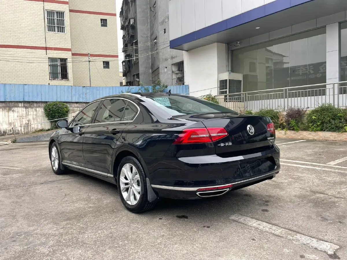 2019 Volkswagen Magotan 2.0T 186HP L4 7DCT,autocango,china used car exporter,china ev exporter,chinese used car exporter,chinese used ev exporter