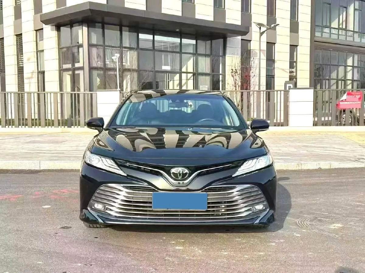 2019 Toyota Camry 2.0L 178HP L4 CVT,autocango,china used car exporter,china ev exporter,chinese used car exporter,chinese used ev exporter