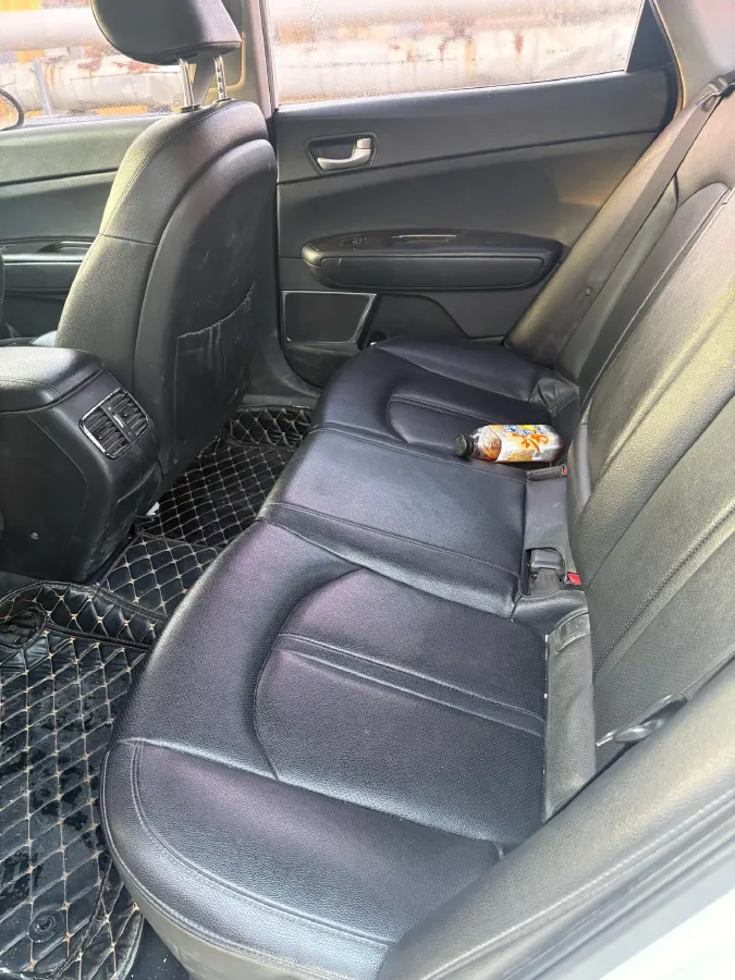 2017 Kia K5 2.0L 161HP L4 6AT,autocango,china used car exporter,china ev exporter,chinese used car exporter,chinese used ev exporter