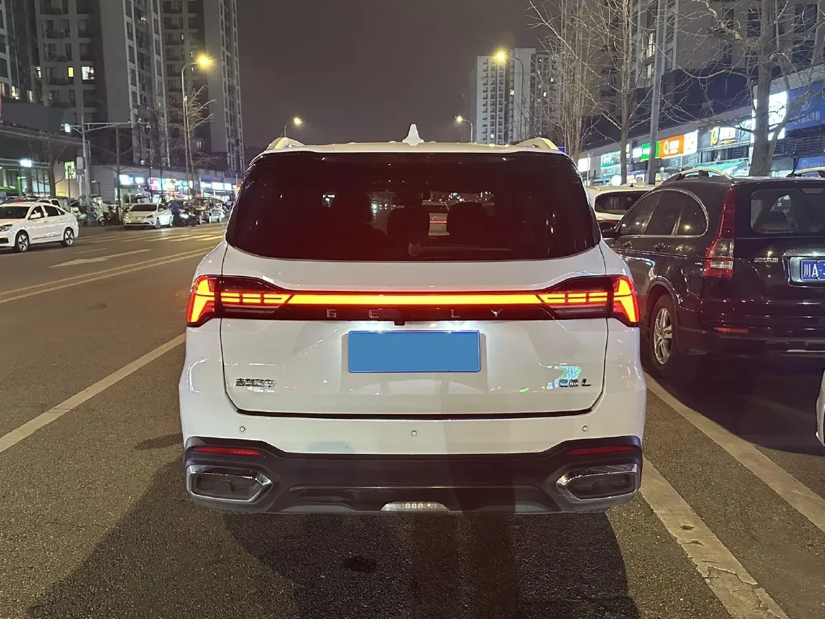 2024 Geely Okavango L 2.0T 218HP L4 7DCT,autocango,china used car exporter,china ev exporter,chinese used car exporter,chinese used ev exporter