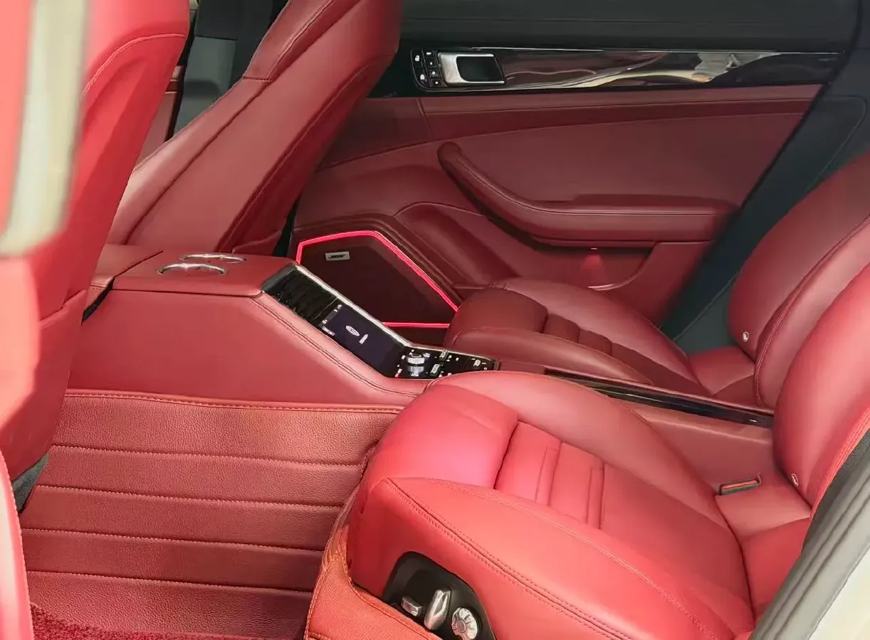 2021 Porsche Panamera 2.9T 330HP V6 8DCT,autocango,china used car exporter,china ev exporter,chinese used car exporter,chinese used ev exporter