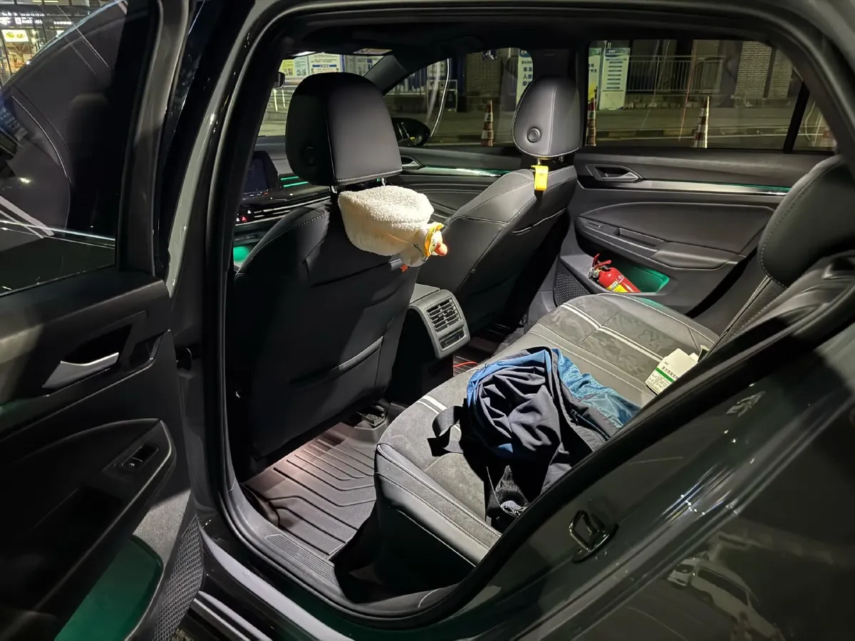 2021 Volkswagen Golf 1.4T 150HP L4 7DCT,autocango,china used car exporter,china ev exporter,chinese used car exporter,chinese used ev exporter