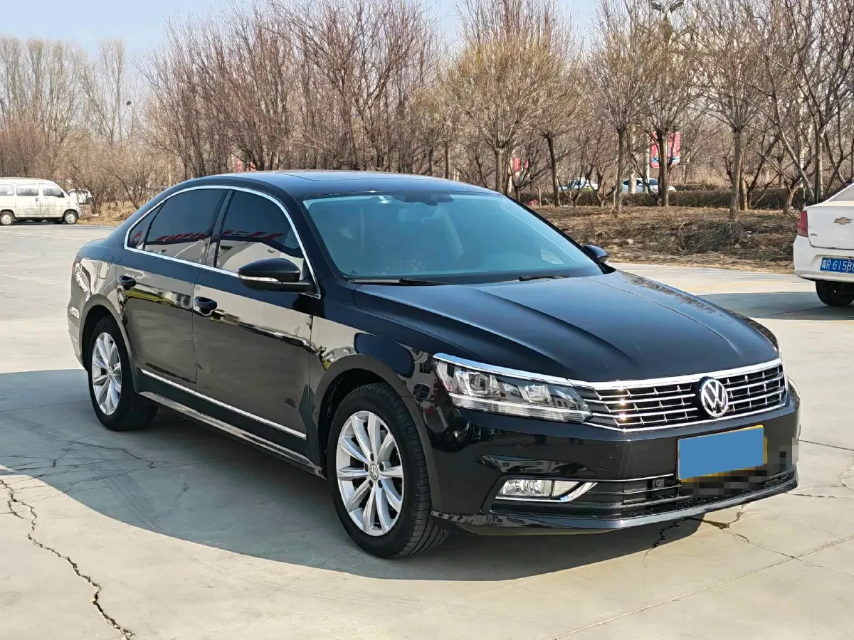 2017 Volkswagen Passat 1.8T 180HP L4 7DCT,autocango,china used car exporter,china ev exporter,chinese used car exporter,chinese used ev exporter