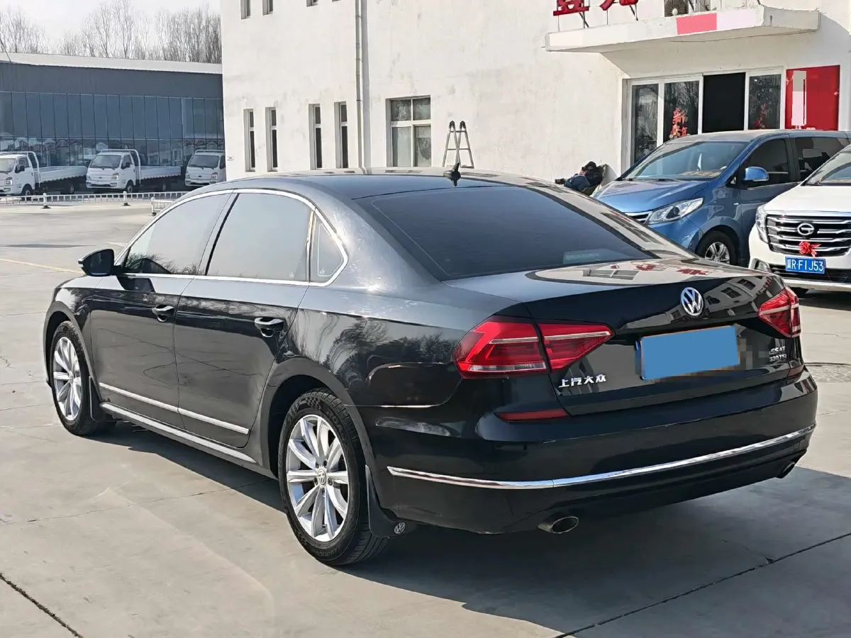 2017 Volkswagen Passat 1.8T 180HP L4 7DCT,autocango,china used car exporter,china ev exporter,chinese used car exporter,chinese used ev exporter