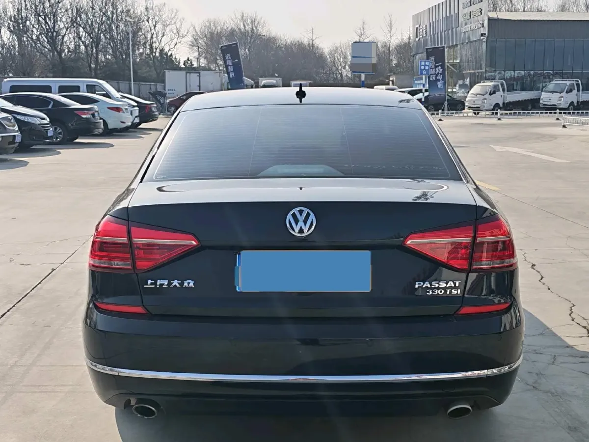 2017 Volkswagen Passat 1.8T 180HP L4 7DCT,autocango,china used car exporter,china ev exporter,chinese used car exporter,chinese used ev exporter