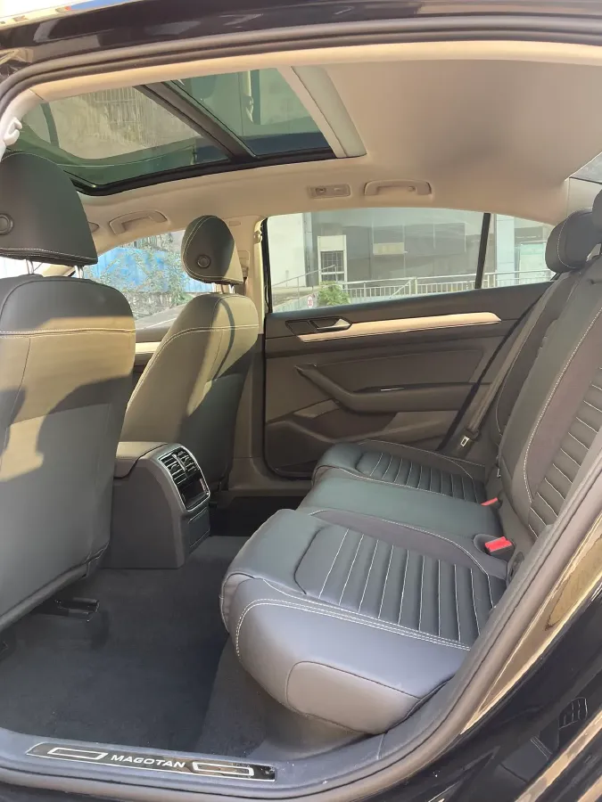 2020 Volkswagen Magotan 1.4T 150HP L4 7DCT,autocango,china used car exporter,china ev exporter,chinese used car exporter,chinese used ev exporter