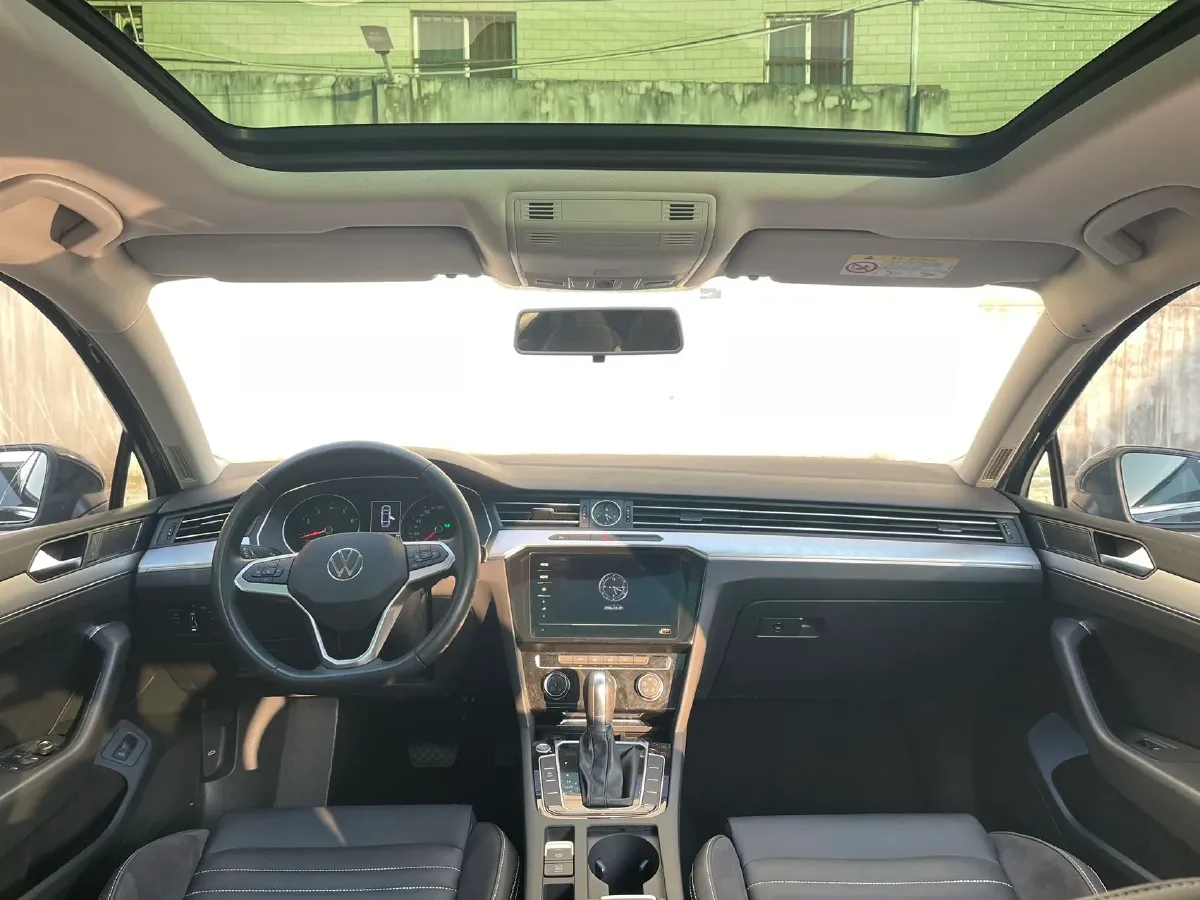 2020 Volkswagen Magotan 1.4T 150HP L4 7DCT,autocango,china used car exporter,china ev exporter,chinese used car exporter,chinese used ev exporter