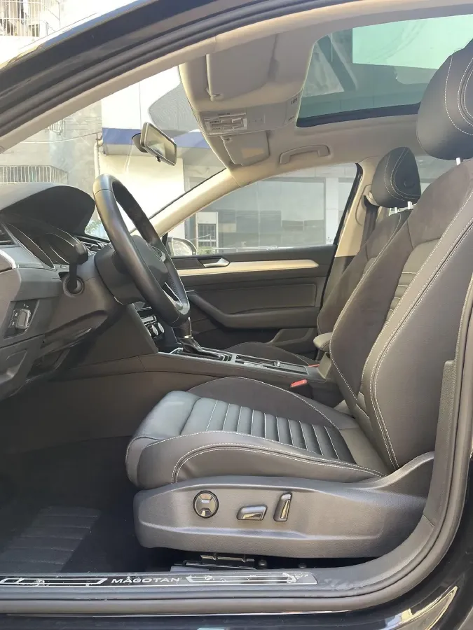 2020 Volkswagen Magotan 1.4T 150HP L4 7DCT,autocango,china used car exporter,china ev exporter,chinese used car exporter,chinese used ev exporter