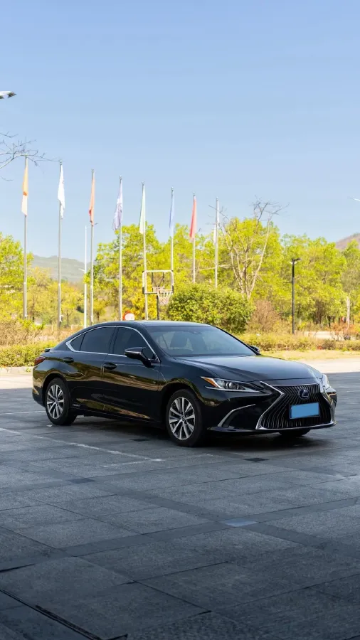 2018 Lexus ES 2.5L 178HP L4 E-CVT Hybrid,autocango,china used car exporter,china ev exporter,chinese used car exporter,chinese used ev exporter