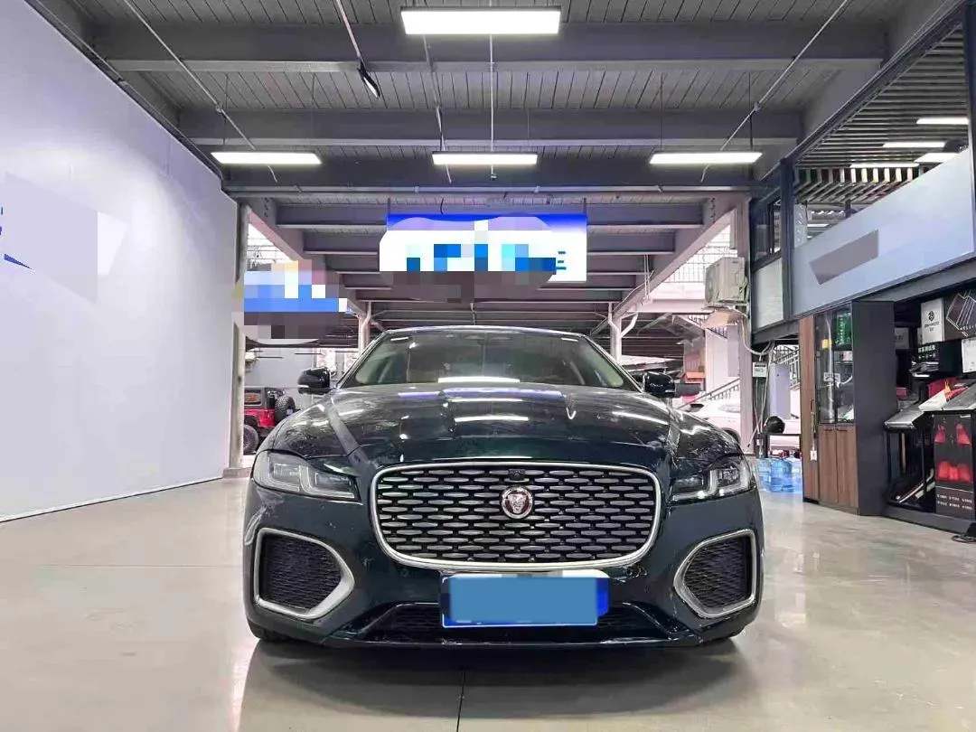 2024 Jaguar XFL 2.0T 250HP L4 8AT,autocango,china used car exporter,china ev exporter,chinese used car exporter,chinese used ev exporter