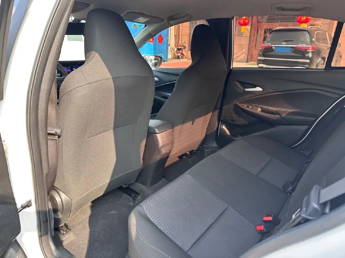 2021 Chevrolet Cavalier 1.0T 125HP L3 6AT,autocango,china used car exporter,china ev exporter,chinese used car exporter,chinese used ev exporter