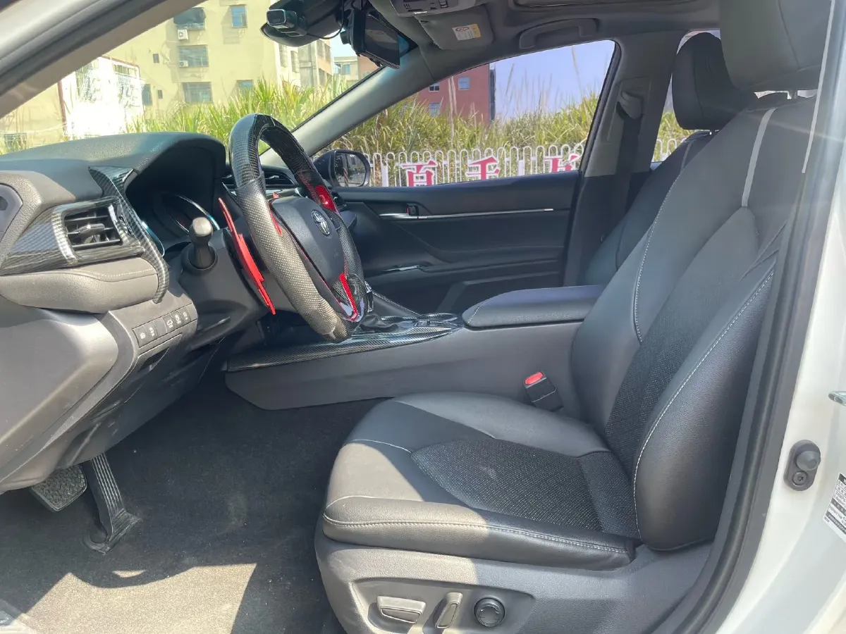 2019 Toyota Camry 2.5L 209HP L4 8AT,autocango,china used car exporter,china ev exporter,chinese used car exporter,chinese used ev exporter