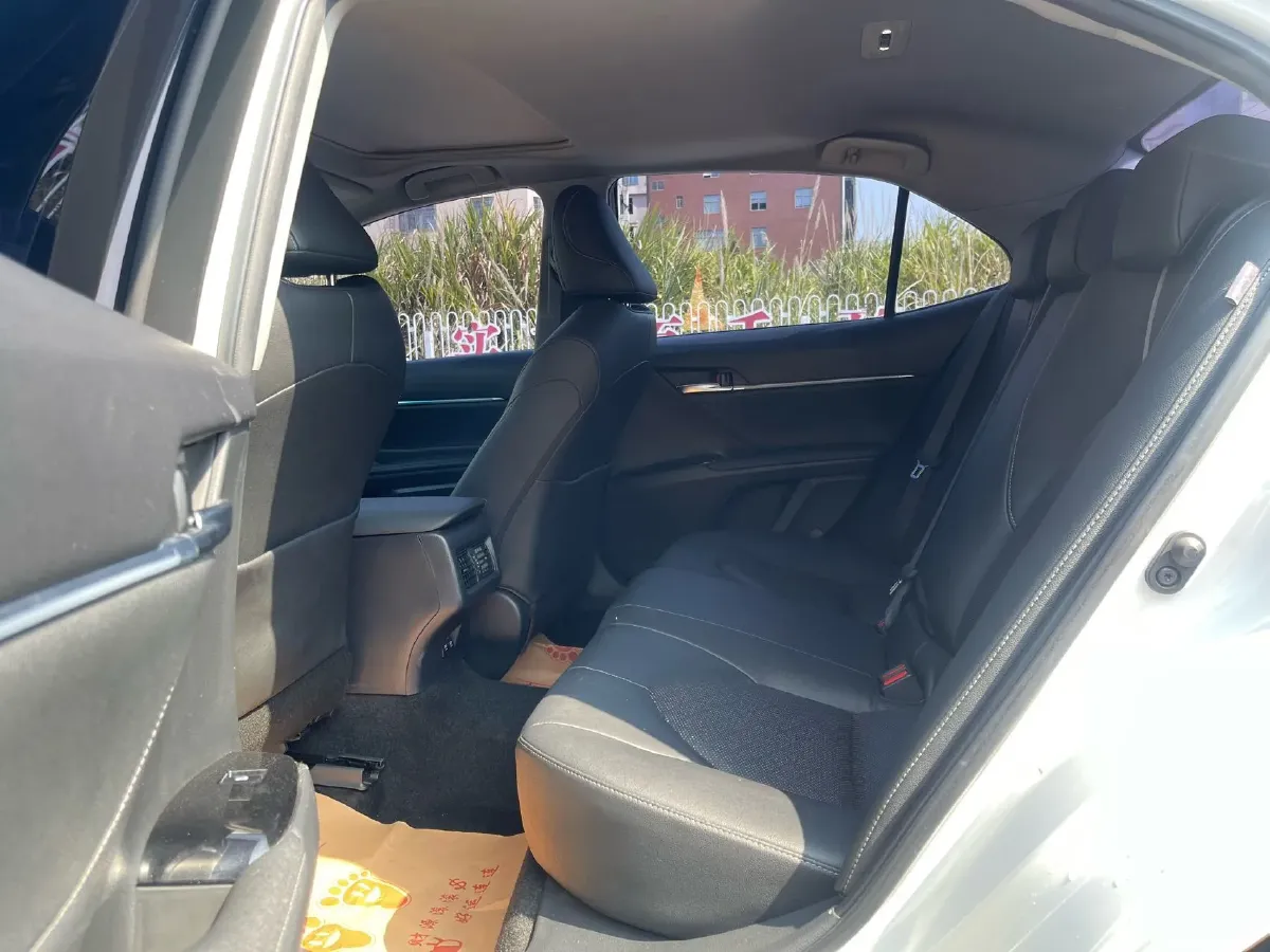 2019 Toyota Camry 2.5L 209HP L4 8AT,autocango,china used car exporter,china ev exporter,chinese used car exporter,chinese used ev exporter