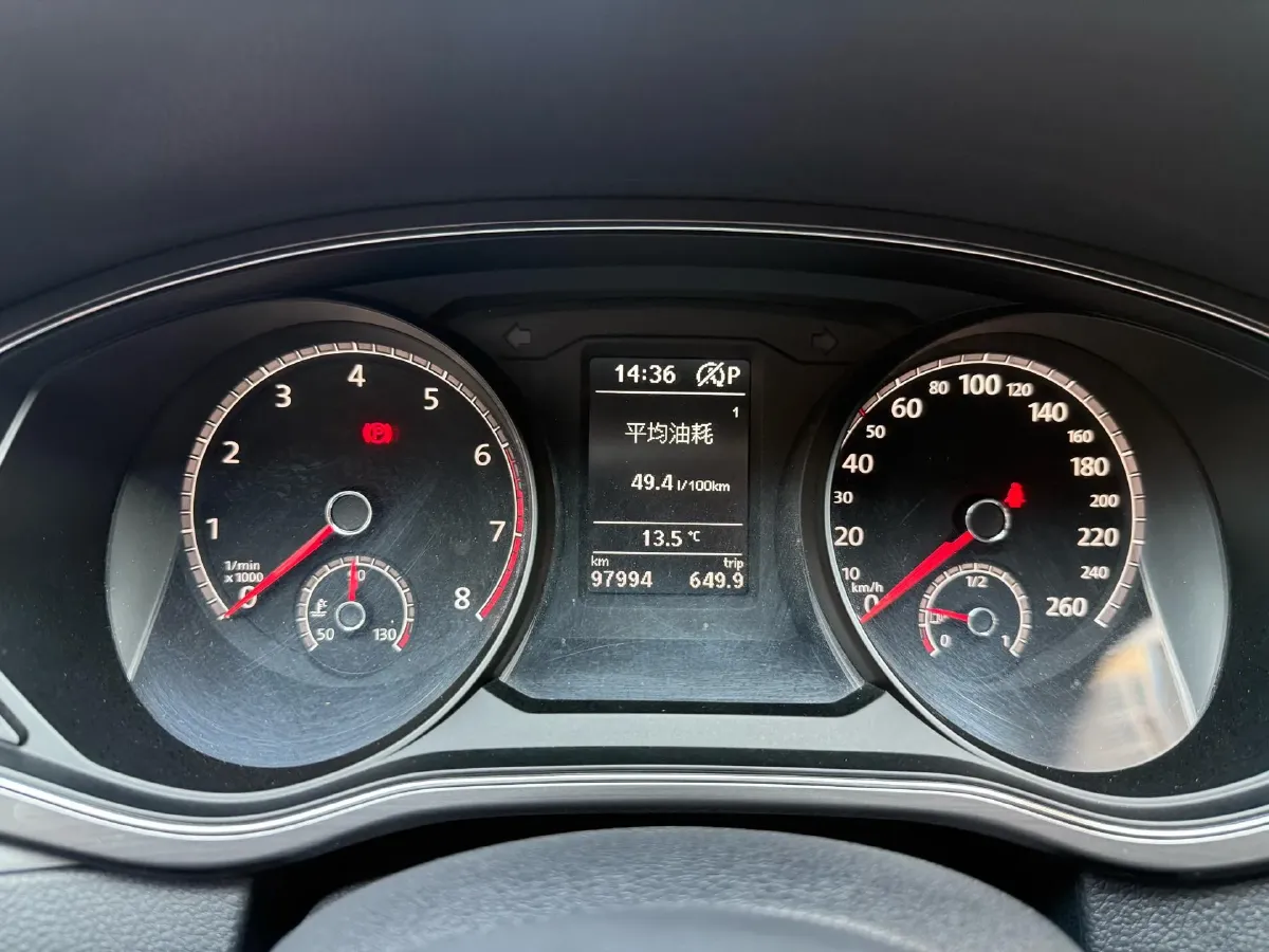 2017 Volkswagen Passat 1.8T 180HP L4 7DCT,autocango,china used car exporter,china ev exporter,chinese used car exporter,chinese used ev exporter