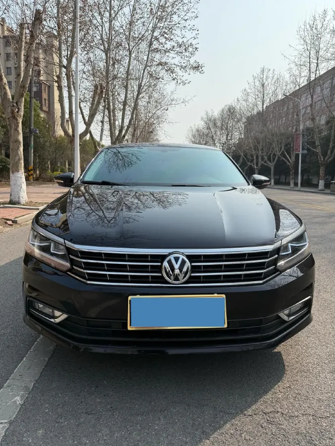 2017 Volkswagen Passat 1.8T 180HP L4 7DCT,autocango,china used car exporter,china ev exporter,chinese used car exporter,chinese used ev exporter