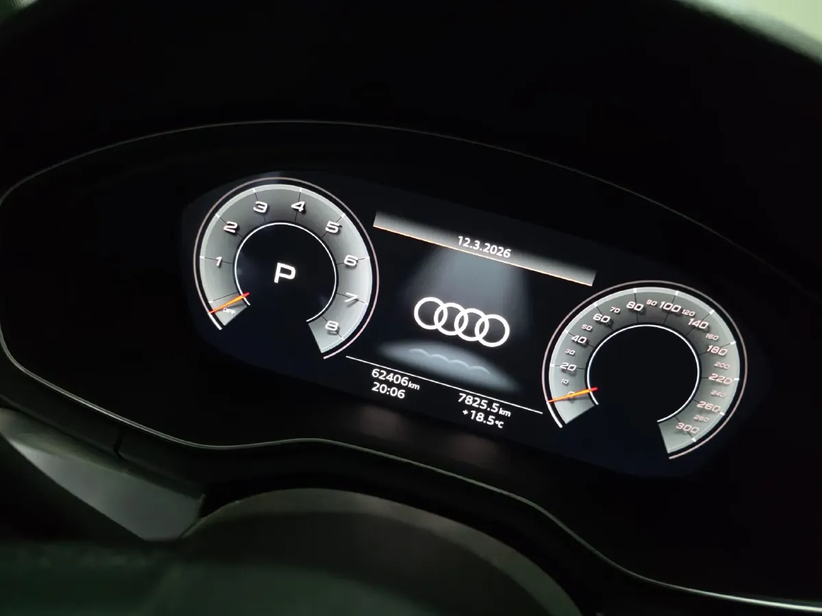 2020 Audi A4L 2.0T 190HP L4 7DCT,autocango,china used car exporter,china ev exporter,chinese used car exporter,chinese used ev exporter