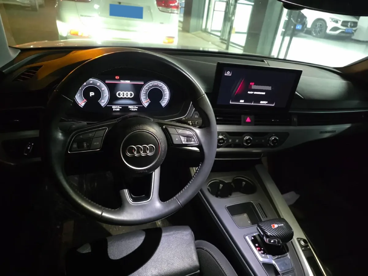 2020 Audi A4L 2.0T 190HP L4 7DCT,autocango,china used car exporter,china ev exporter,chinese used car exporter,chinese used ev exporter