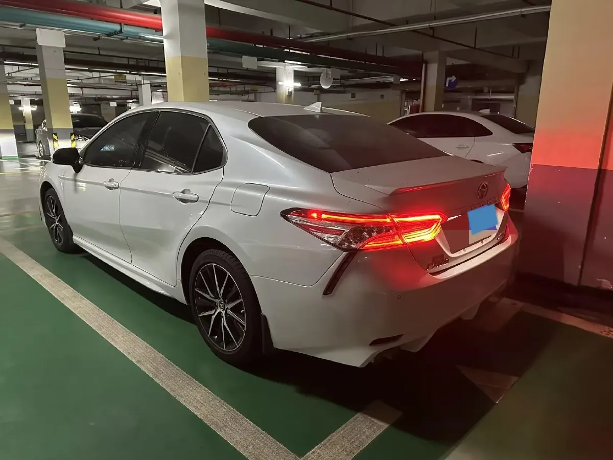 2021 Toyota Camry 2.0L 178HP L4 CVT,autocango,china used car exporter,china ev exporter,chinese used car exporter,chinese used ev exporter