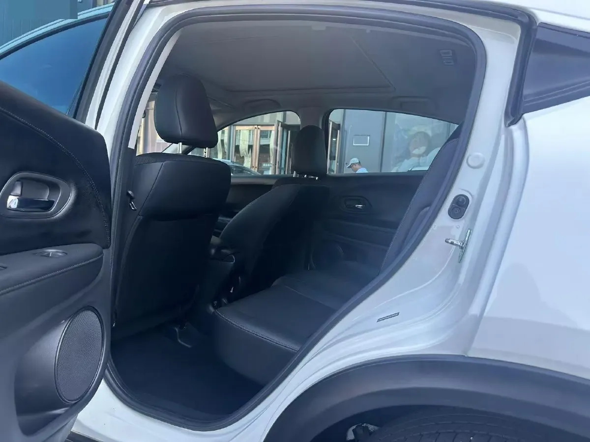 2020 Honda Vezel 1.5L 131HP L4 CVT,autocango,china used car exporter,china ev exporter,chinese used car exporter,chinese used ev exporter