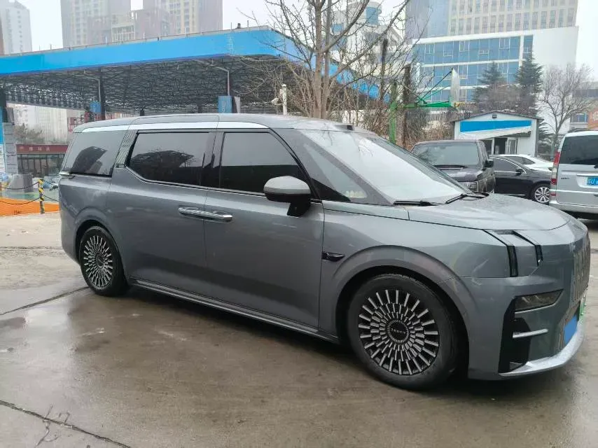 2024 Zeekr 009 BEV 108KWH,autocango,china used car exporter,china ev exporter,chinese used car exporter,chinese used ev exporter