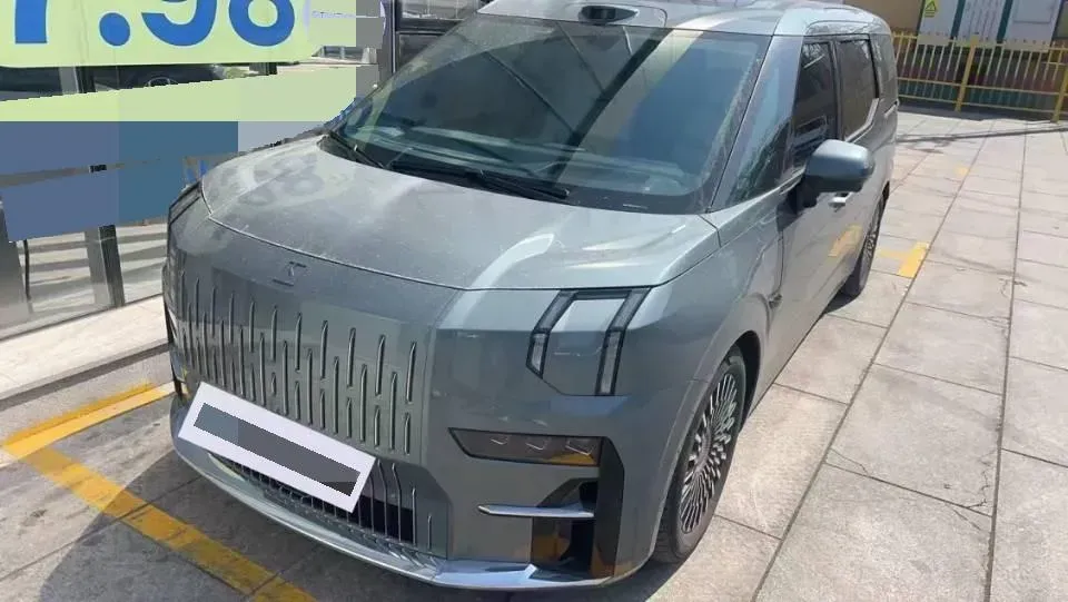 2024 Zeekr 009 BEV 108KWH,autocango,china used car exporter,china ev exporter,chinese used car exporter,chinese used ev exporter