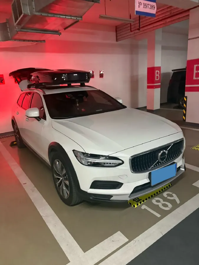 2023 Volvo V90 2.0T 250HP L4 8AT,autocango,china used car exporter,china ev exporter,chinese used car exporter,chinese used ev exporter