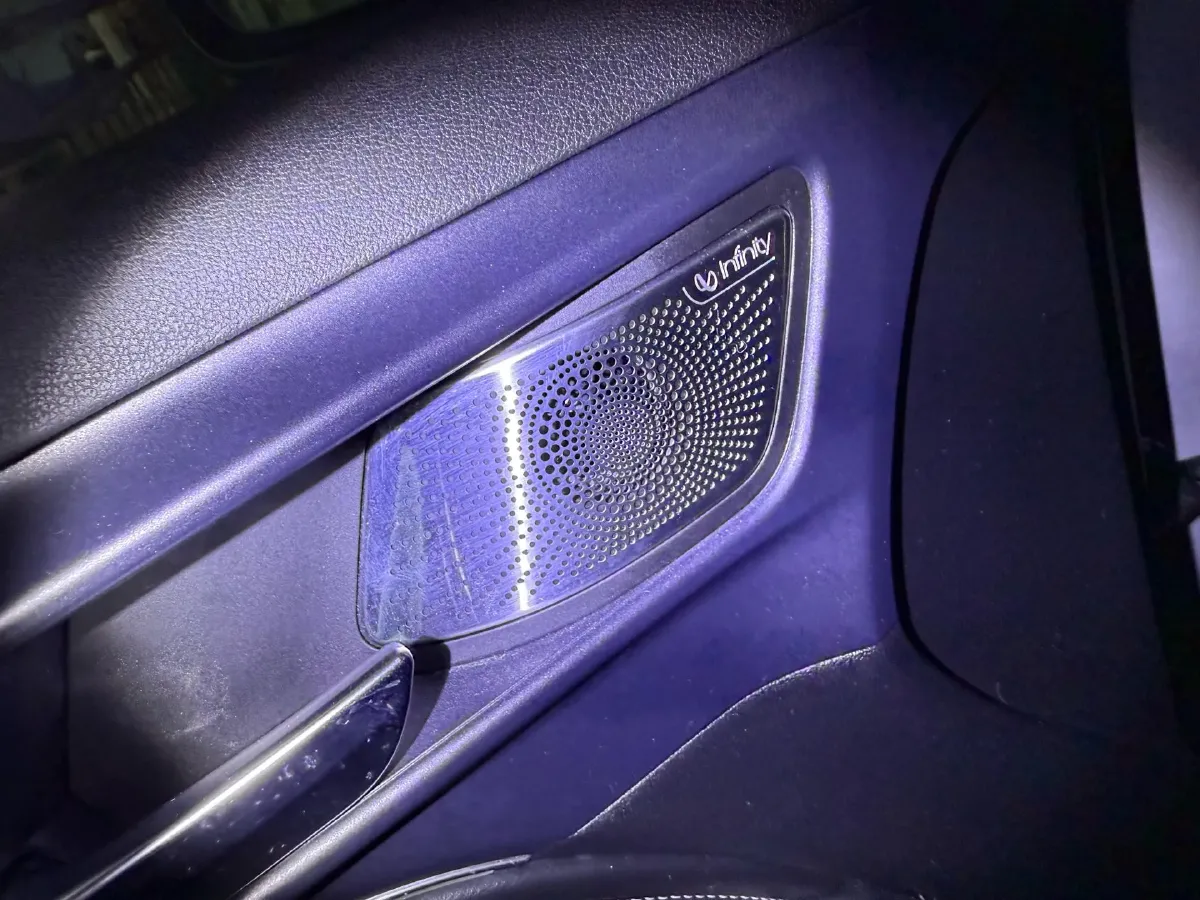 2023 Tank 300 2.0T 227HP L4 8AT,autocango,china used car exporter,china ev exporter,chinese used car exporter,chinese used ev exporter