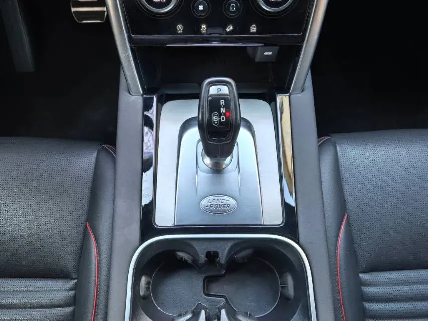 2022 Land Rover Discovery Sport 2.0T 249HP L4 9AT,autocango,china used car exporter,china ev exporter,chinese used car exporter,chinese used ev exporter