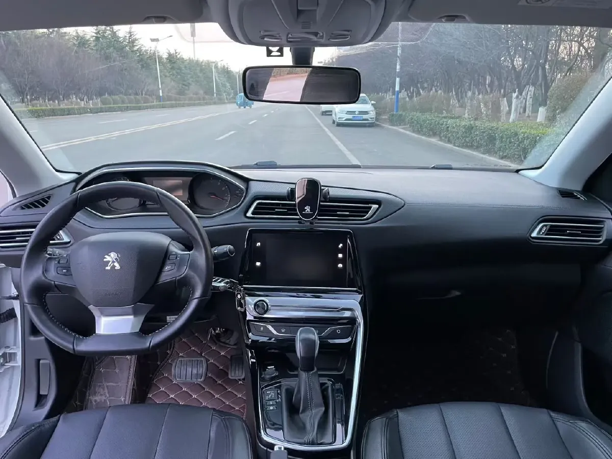 2018 Peugeot 308 1.6L 117HP L4 6AT,autocango,china used car exporter,china ev exporter,chinese used car exporter,chinese used ev exporter