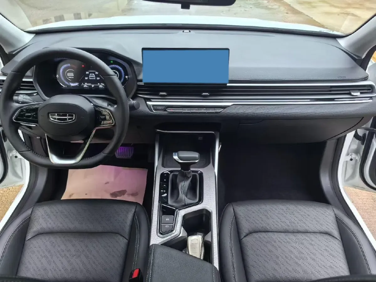 2022 Geely Emgrand 1.5L 114HP L4 CVT,autocango,china used car exporter,china ev exporter,chinese used car exporter,chinese used ev exporter