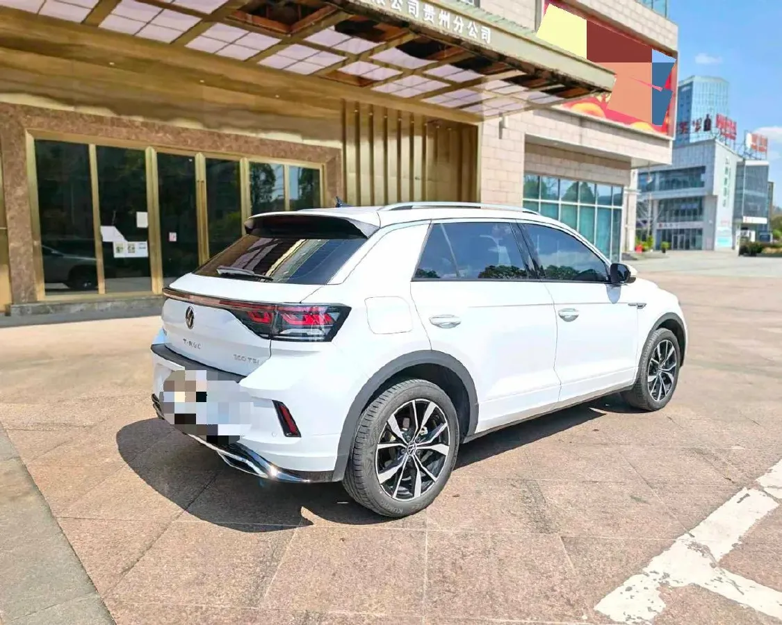 2024 Volkswagen T-Roc 1.5T 160HP L4 7DCT,autocango,china used car exporter,china ev exporter,chinese used car exporter,chinese used ev exporter