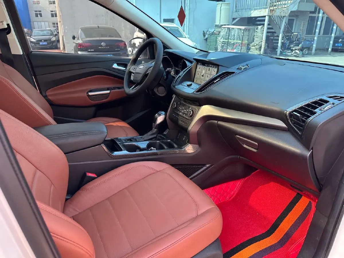 2018 Ford Kuga 1.5T 181HP L4 6AT,autocango,china used car exporter,china ev exporter,chinese used car exporter,chinese used ev exporter