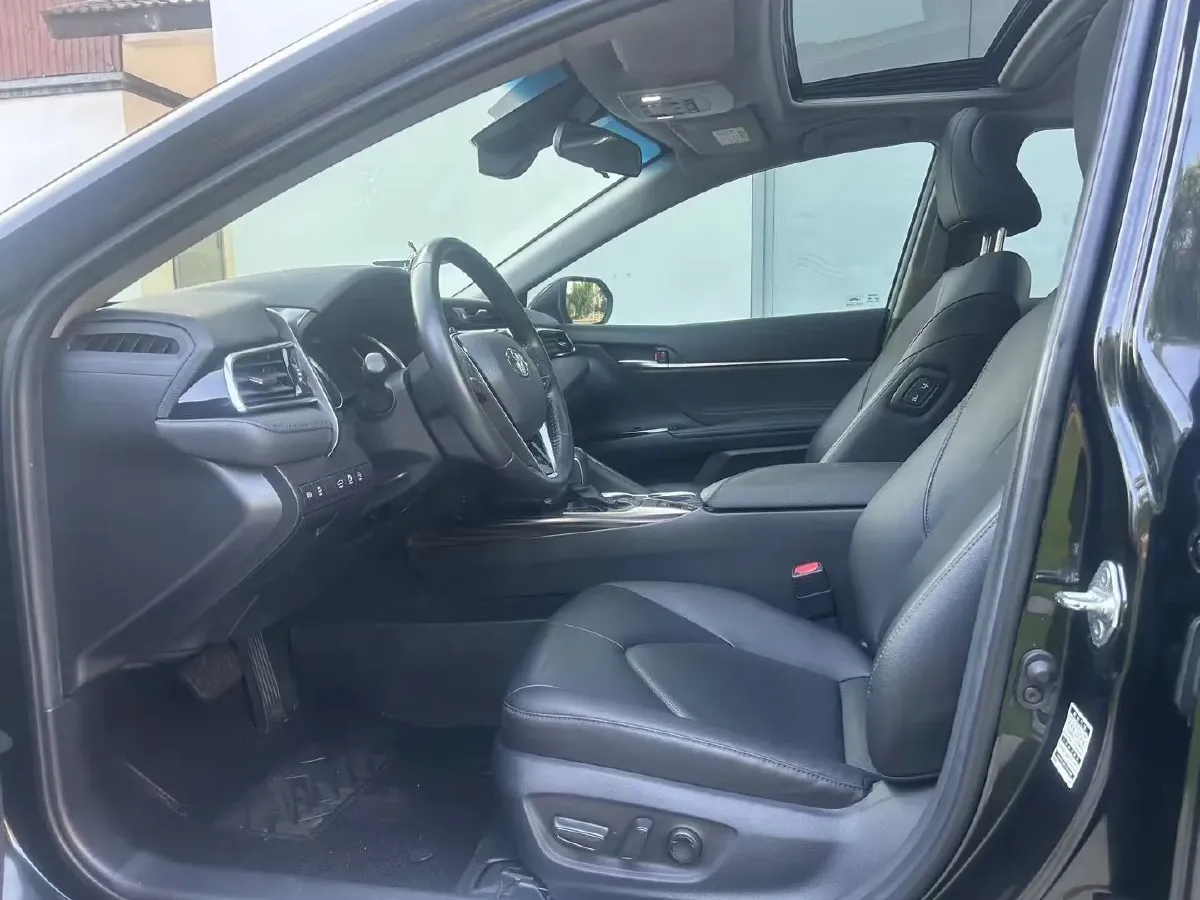 2019 Toyota Camry 2.0L 178HP L4 CVT,autocango,china used car exporter,china ev exporter,chinese used car exporter,chinese used ev exporter