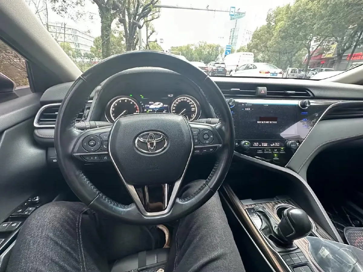 2019 Toyota Camry 2.0L 178HP L4 CVT,autocango,china used car exporter,china ev exporter,chinese used car exporter,chinese used ev exporter