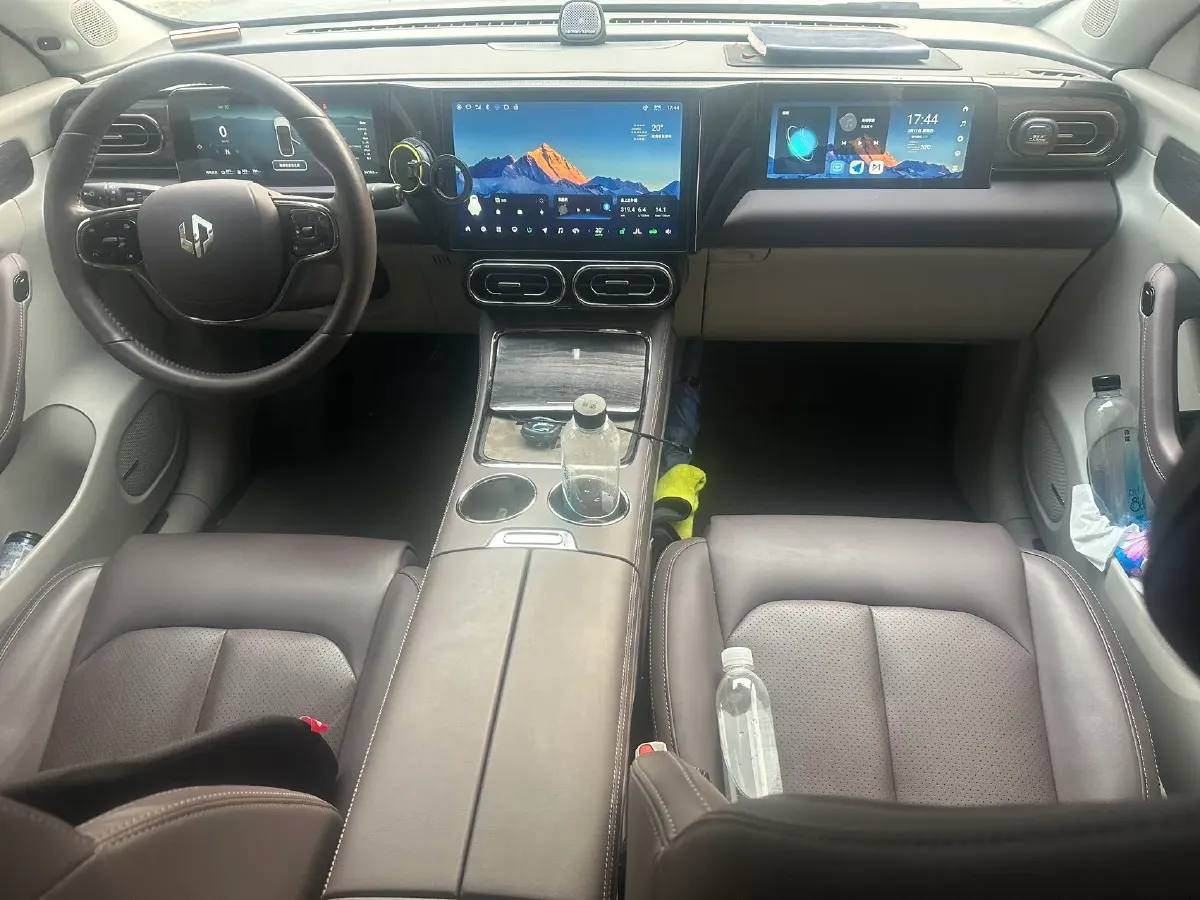 2023 Leapmotor C11 1.5L 95HP L4 REEV 43.74KWH,autocango,china used car exporter,china ev exporter,chinese used car exporter,chinese used ev exporter